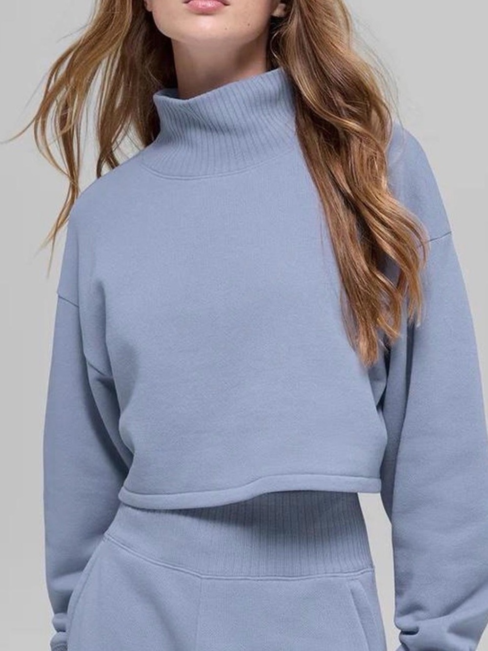 Alo Cropped Crewneck